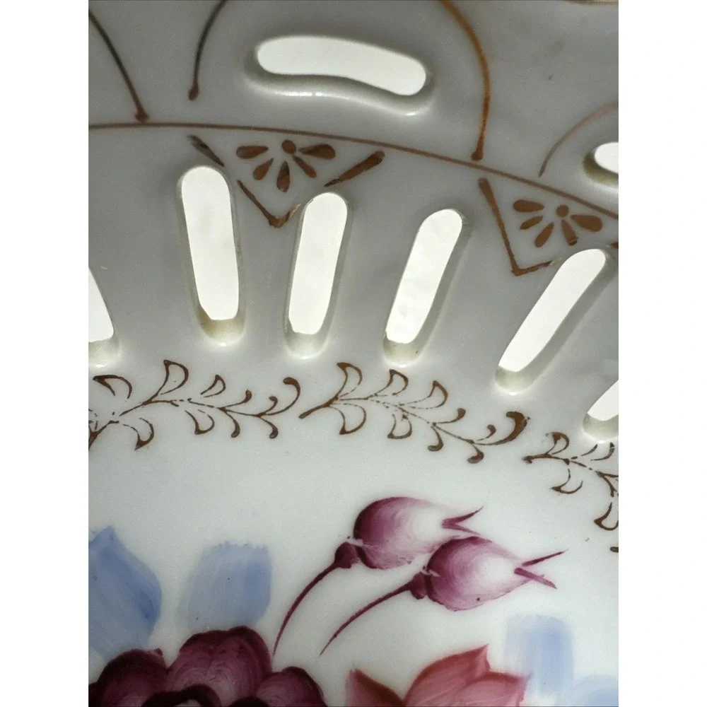 Antique Hand Painted Flowers 8‎ 1/4